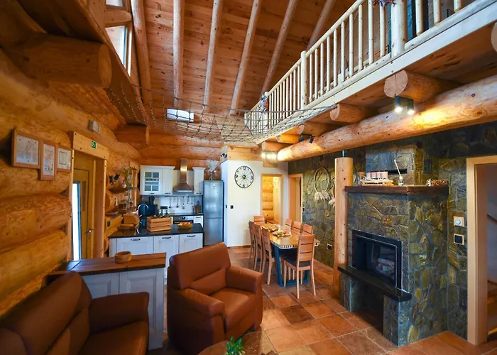 Villa Luxury Log House *