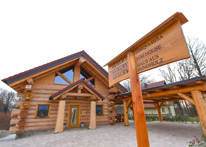 Luxury Log House Globoko (Posavje)