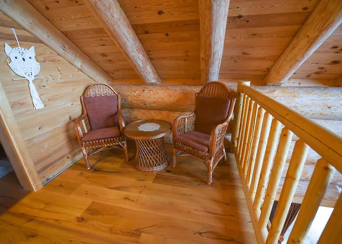 Luxury Log House Villa *