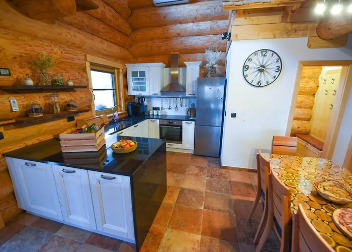 Villa Luxury Log House